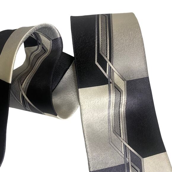 100% Silk Tie by Pierre Cardin - Black, Gray and Silver Pattern Design Wedding - Picture 7 of 9